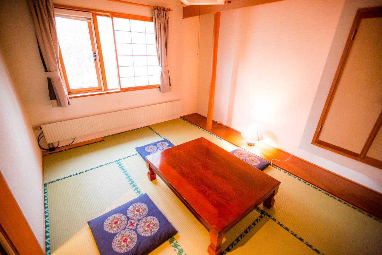 Rusutsu Lodges Pension Lilla Huset นิเซโกะ ภายนอก รูปภาพ